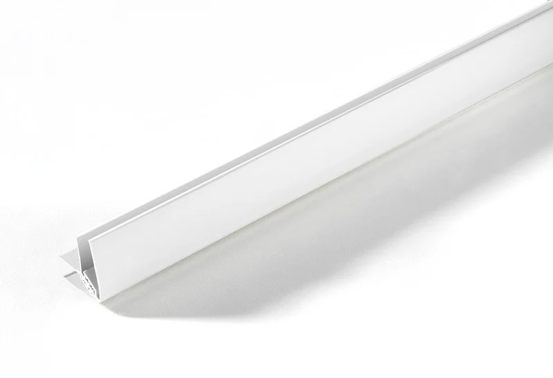 Profil d'angle en PVC pour lambris 8 mm épais