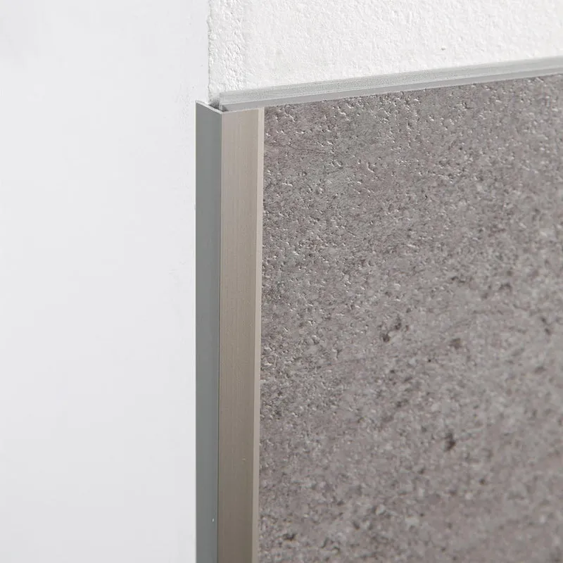 Profil de finition angle externe aluminium