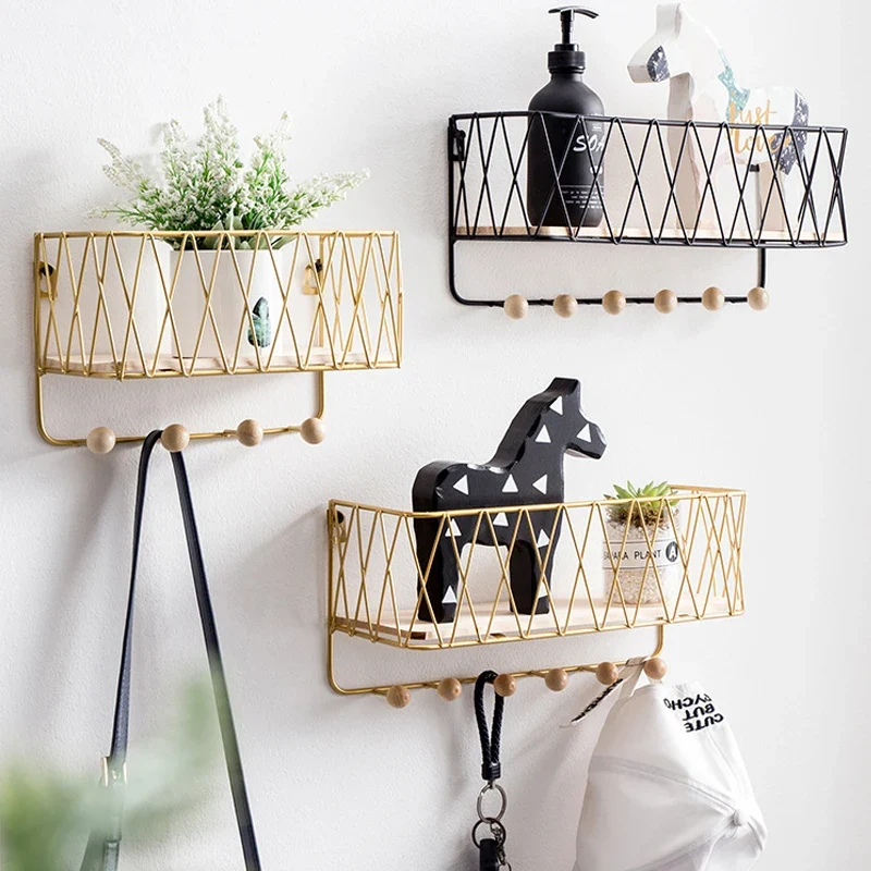 Etagère murale design nordique en fer pour entrée avec portant en bois