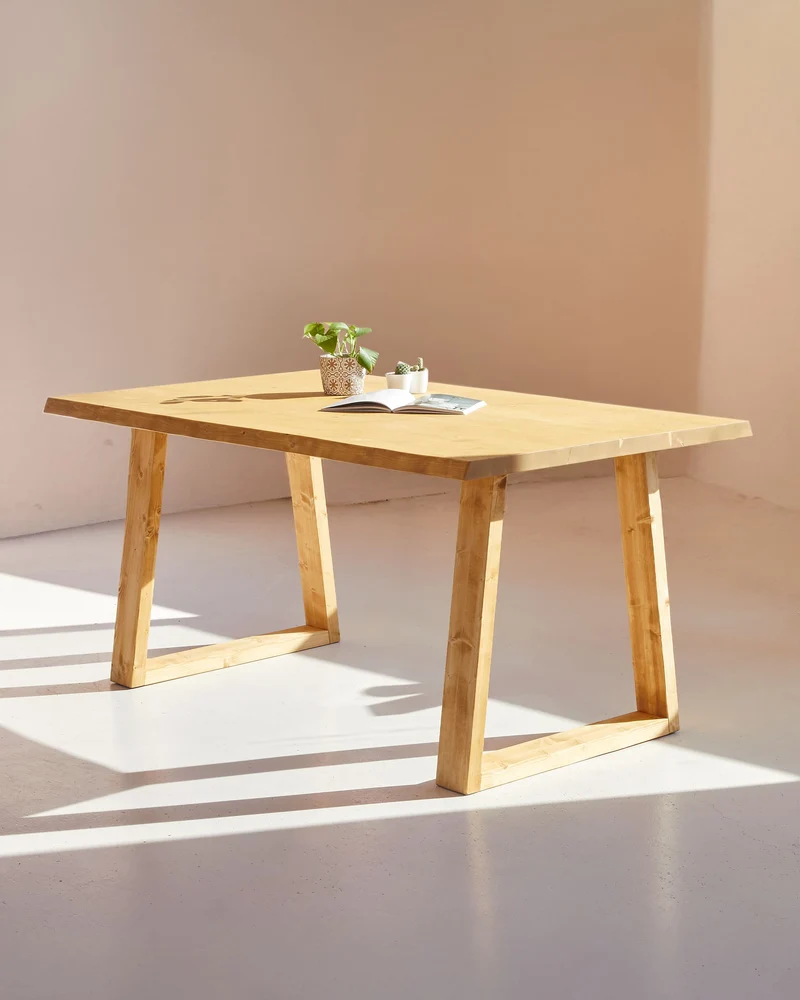 Mesa de comedor Aura