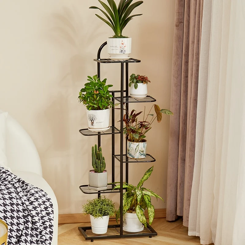 Etagère pour plantes sol verticale en métal à planches en quinconce