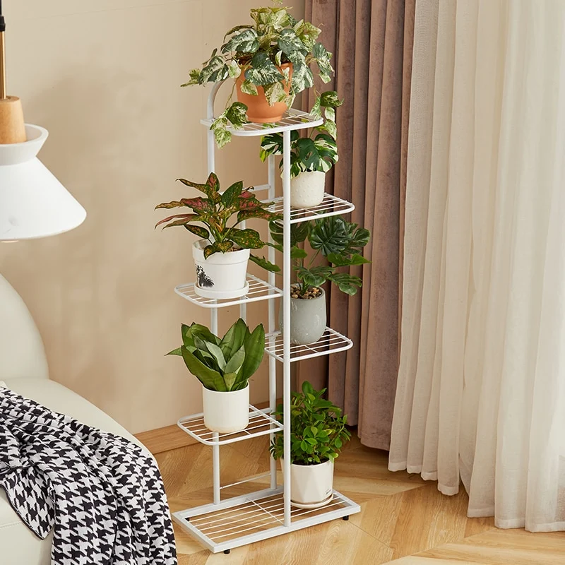 Etagère pour plantes sol verticale en métal à planches en quinconce