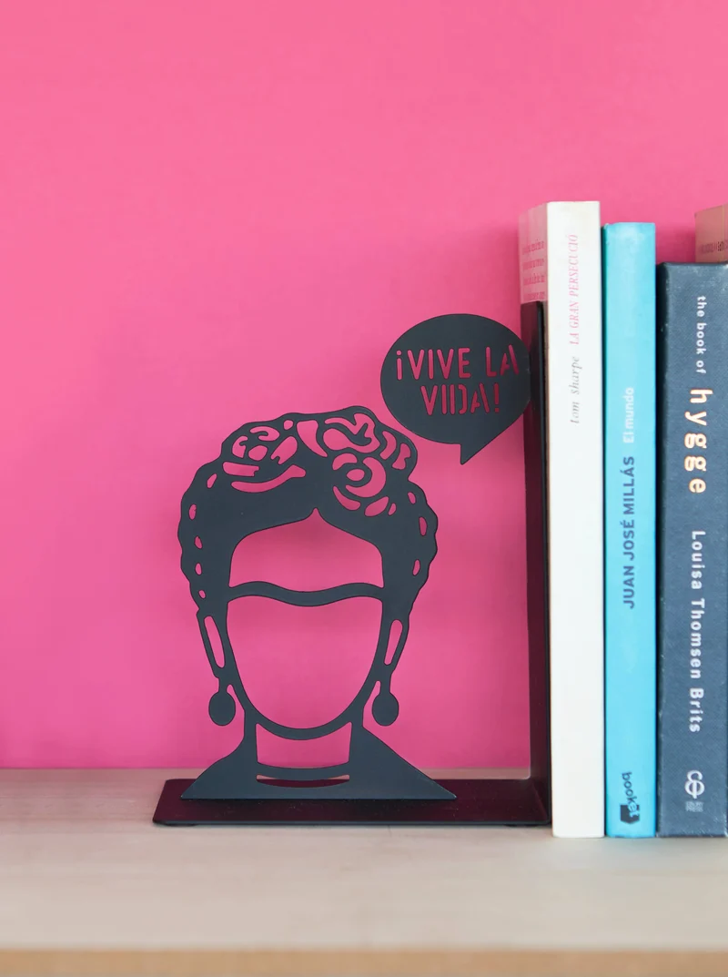 Porte-livres Frida – Balvi | Serre-livres métal noir design artiste