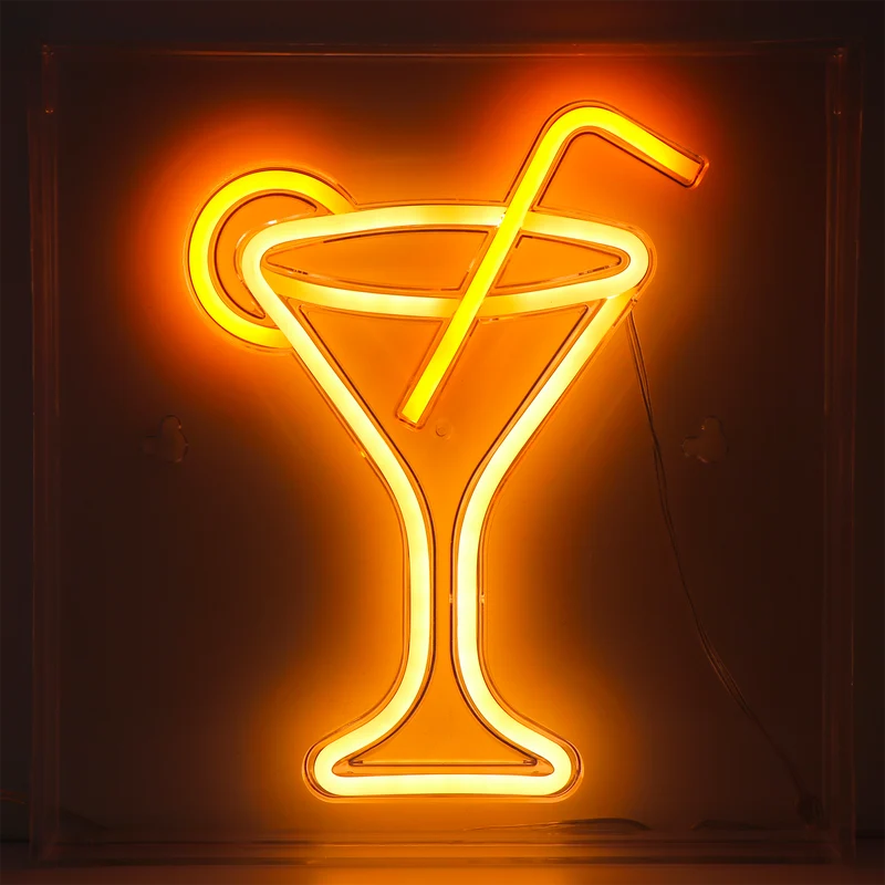 COSMOPOLITAIN