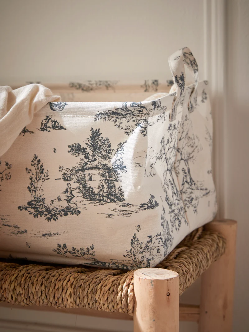 Bac à linge esprit Jouy, petit modèle