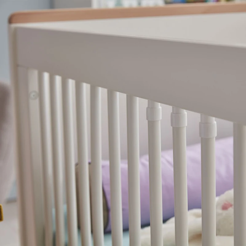 Lit bébé évolutif et Armoire Pinio Snap Blanc et bois