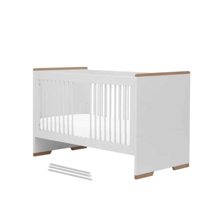 Lit bébé évolutif et commode à langer Pinio Snap Blanc et bois