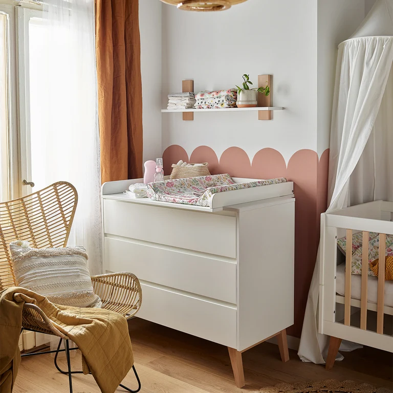 Chambre complète lit évolutif 60x120 commode à langer et armoire 2 portes Pinio Swing - Blanc et bois