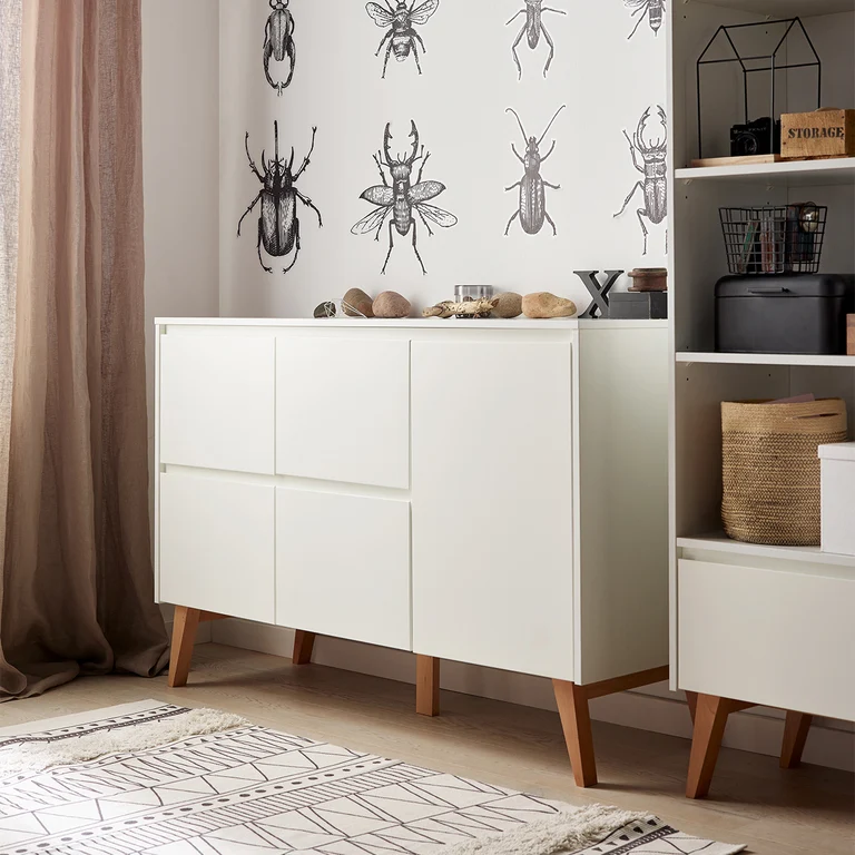 Lit évolutif 60x120 et commode 4 tiroirs 1 porte Pinio Swing - Blanc et bois