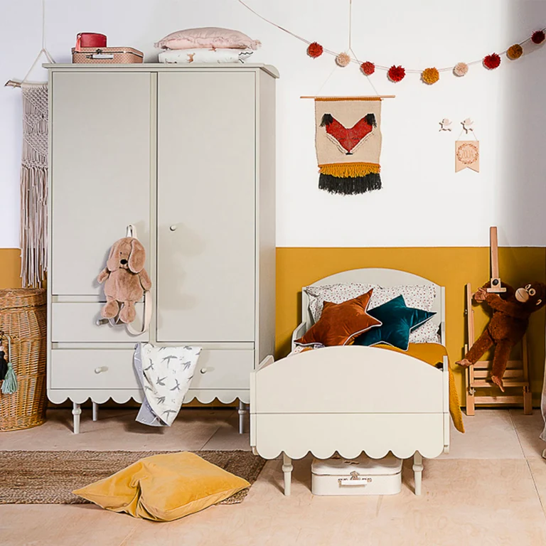 Lit évolutif 70x140 et armoire 2 portes Wood Luck Babushka Olive