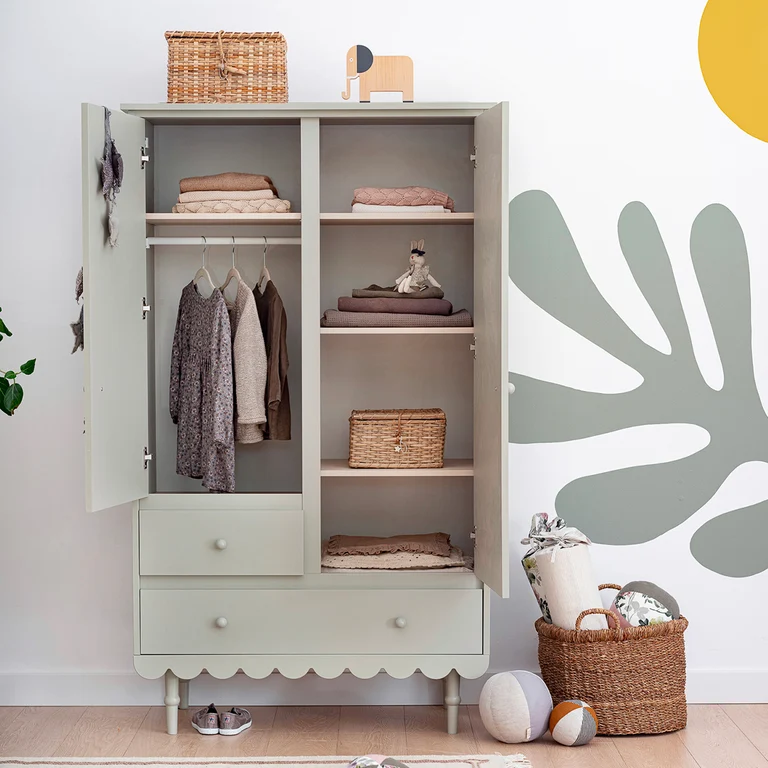 Commode 3 tiroirs et armoire 2 portes Wood Luck Babushka Olive