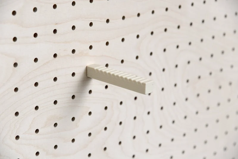 Support casquette mural – porte-casquette pour pegboard
