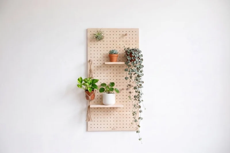 Starter Kit pegboard 9 mm – panneau perforé mural modulable 96 x 48 cm + accessoires