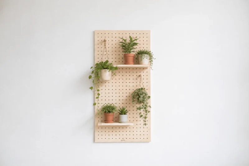 Starter Kit pegboard 9 mm – panneau perforé mural modulable 96 x 48 cm + accessoires