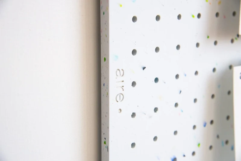 Pegboard Polygood plastique 100% recyclé – panneau perforé mural écologique