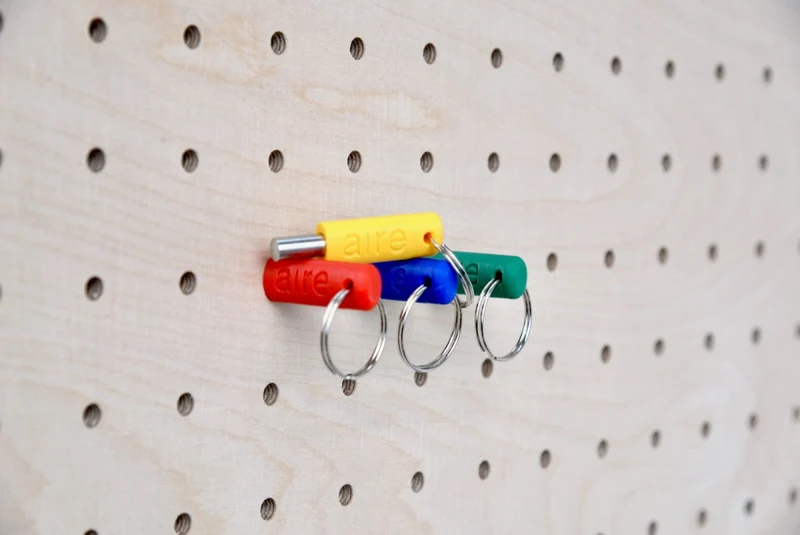 Porte-clés à anneau pour pegboard – crochet à clés mural panneau perforé