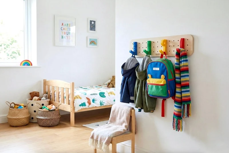 Porte-manteau mural Crazy Hook – patères colorées pour pegboard