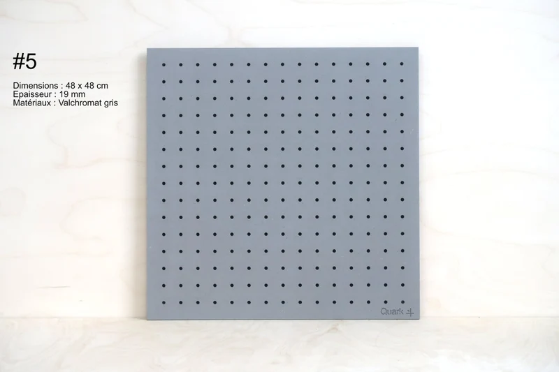 Pegboard en bois – panneau perforé mural (fin de série)