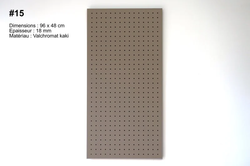 Pegboard en bois – panneau perforé mural (fin de série)