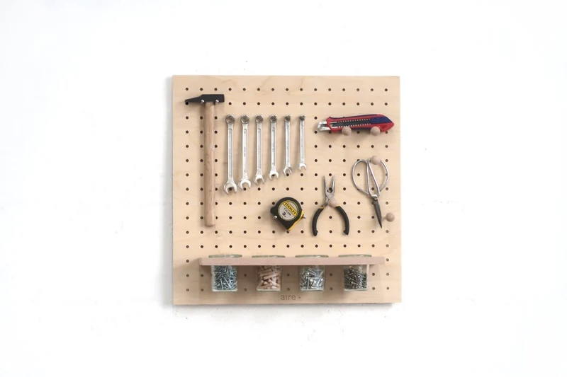 Pegboard cadeau de Noël Bricoleur – panneau perforé mural + accessoires atelier