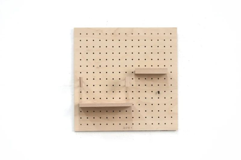 Pegboard cadeau de Noël Lecture – panneau perforé mural + étagères à livres