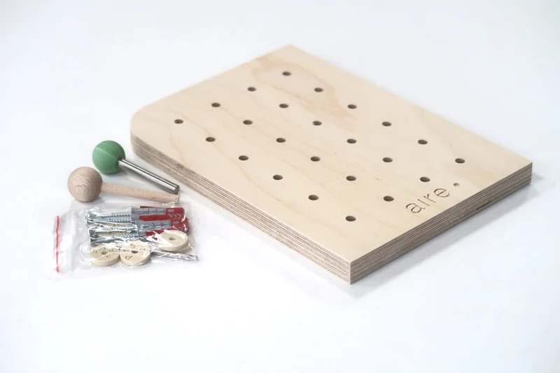 Échantillon pegboard – panneau perforé miniature en bois