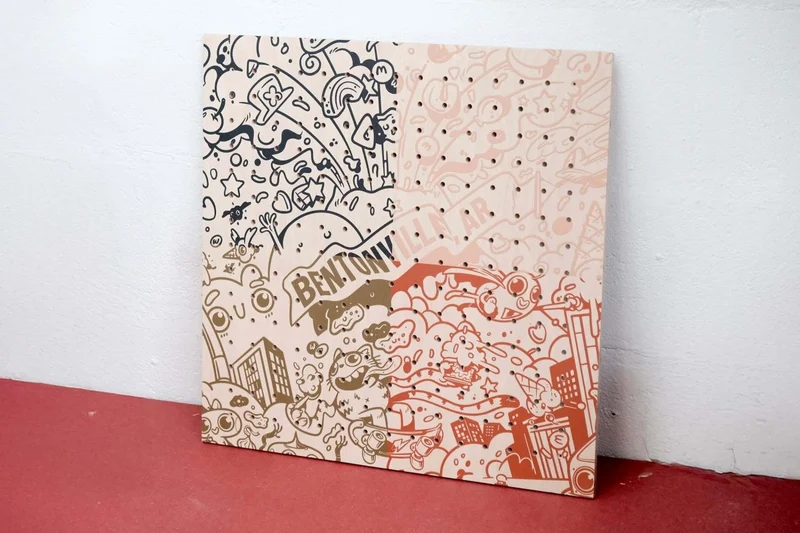 Impression UV personnalisée - Personnalisez votre pegboard