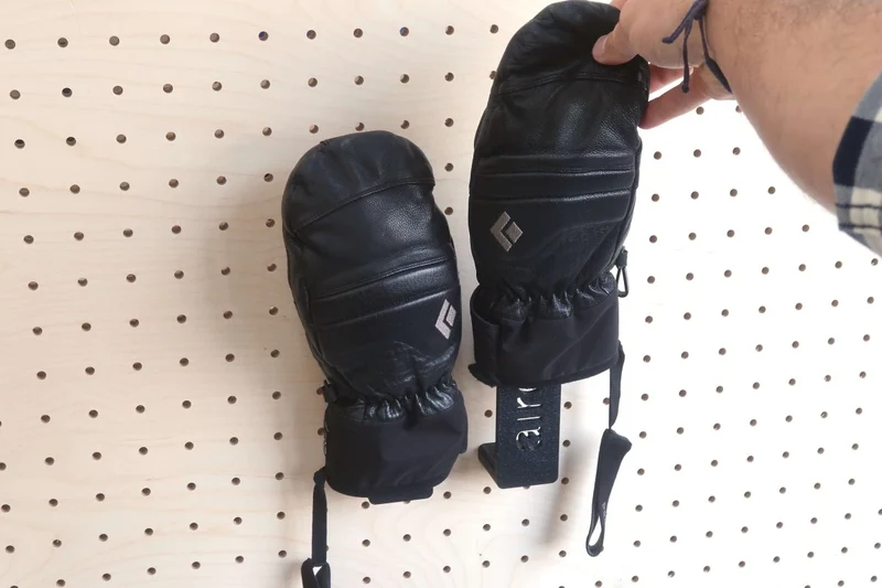 Porte-gants et moufles pour pegboard – séchoir mural panneau perforé