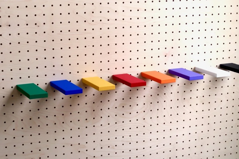 Mini étagère droite pour pegboard – tablette murale panneau perforé