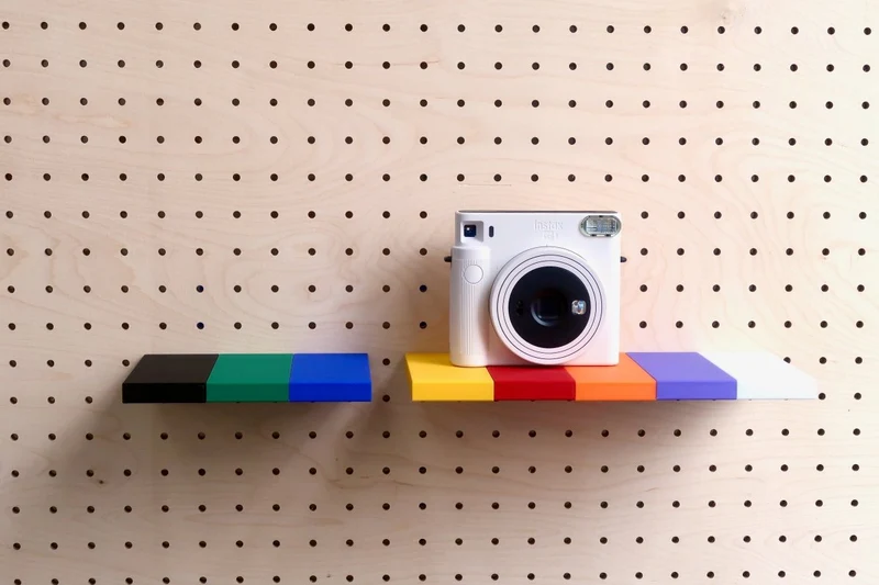 Mini étagère droite pour pegboard – tablette murale panneau perforé