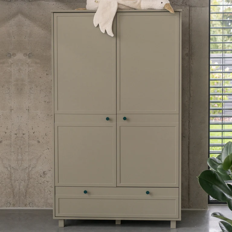 Lit évolutif 70x140 et armoire 2 portes Wood Luck Gabriel - Vert Eucalyptus