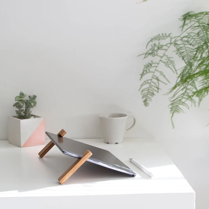 Pocket Stand