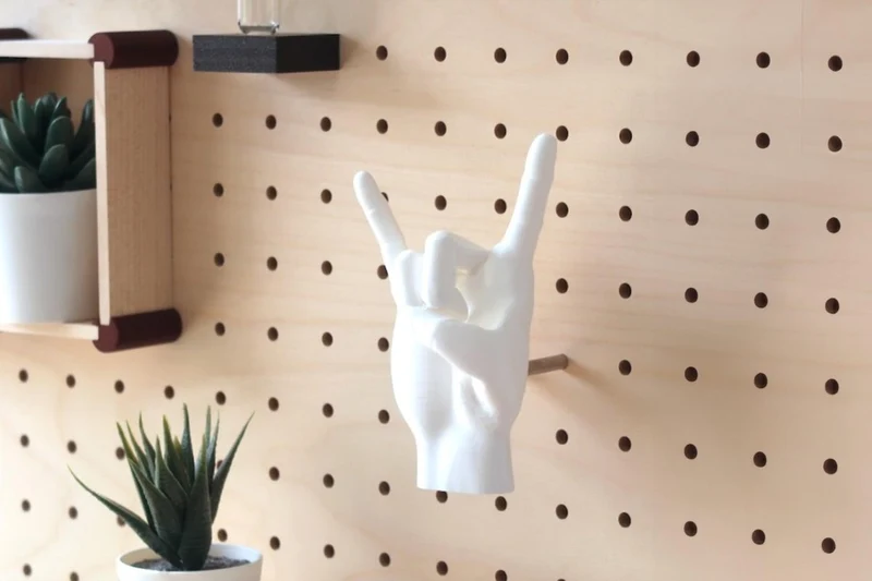 Patère main déco en impression 3D – crochet mural design pour pegboard