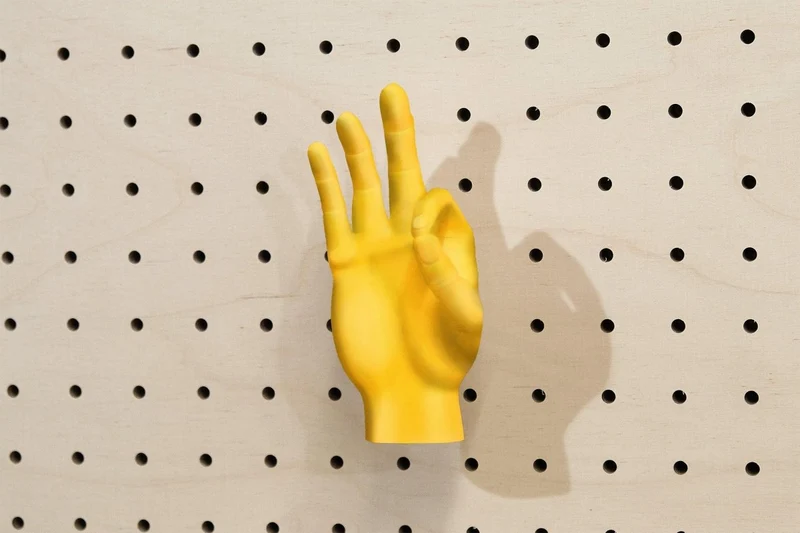 Patère main déco en impression 3D – crochet mural design pour pegboard