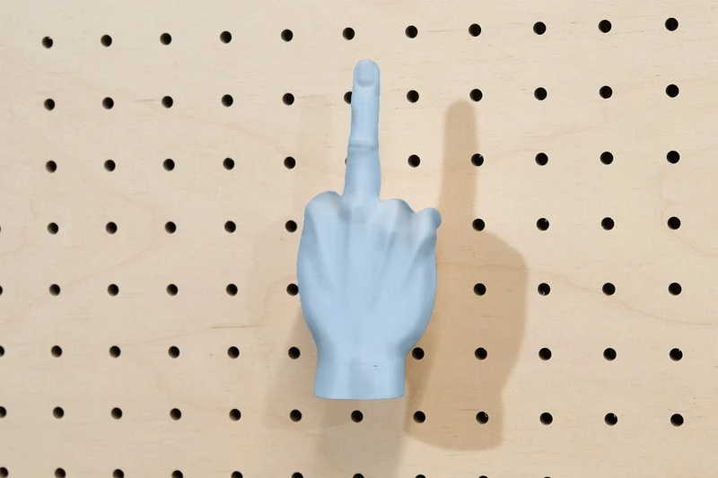 Patère main déco en impression 3D – crochet mural design pour pegboard