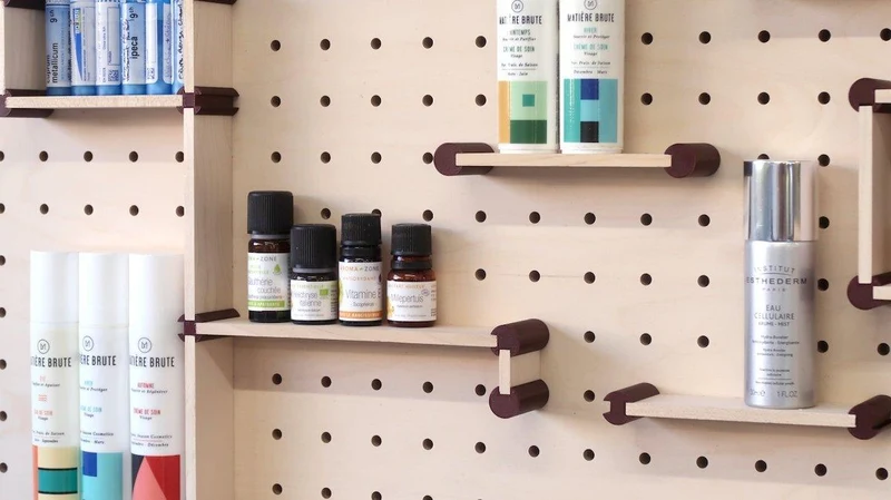 Kit rangement maquillage pour pegboard – organiseur mural panneau perforé