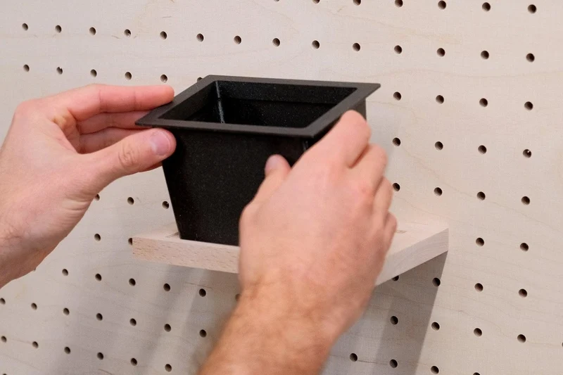 Pot de fleurs suspendu pour pegboard – jardinière murale panneau perforé