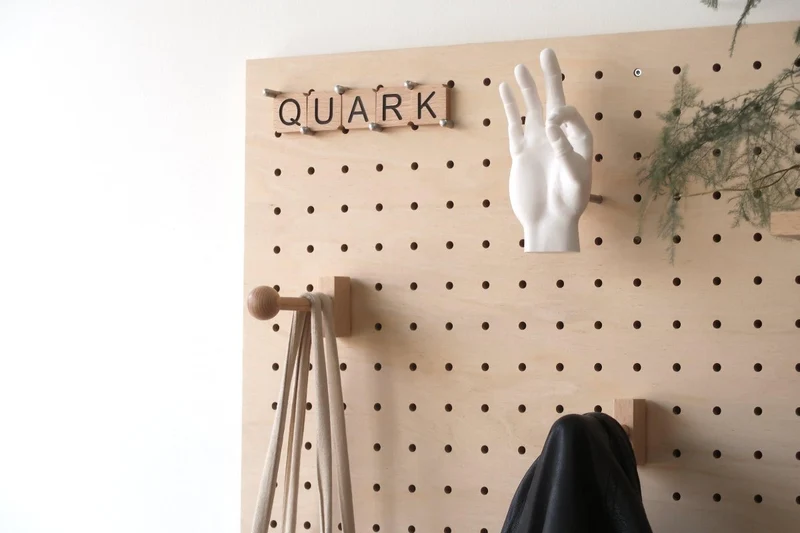 Patère robuste – porte-manteau mural pour pegboard et panneau perforé