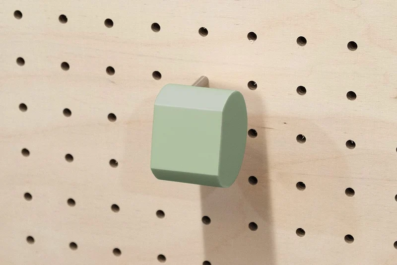 Porte-montre mural pour pegboard – support montre inox et impression 3D