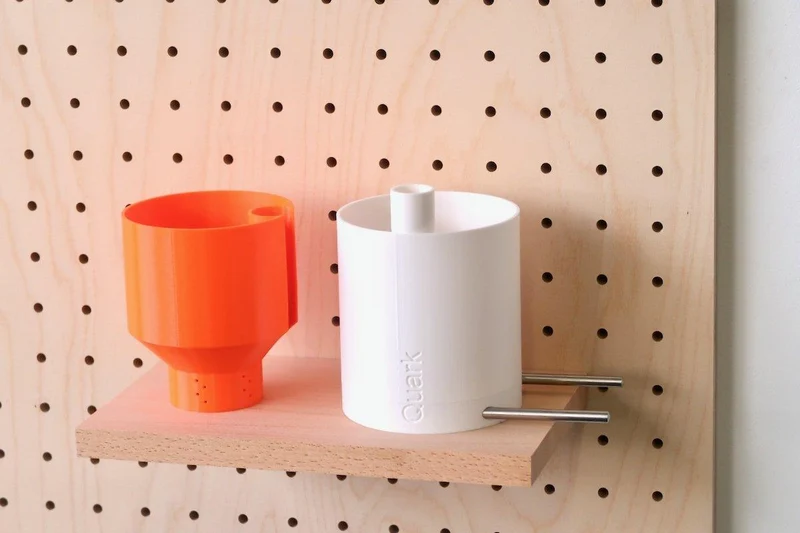 Pot de fleurs à réservoir d'eau pour pegboard – jardinière murale 3D