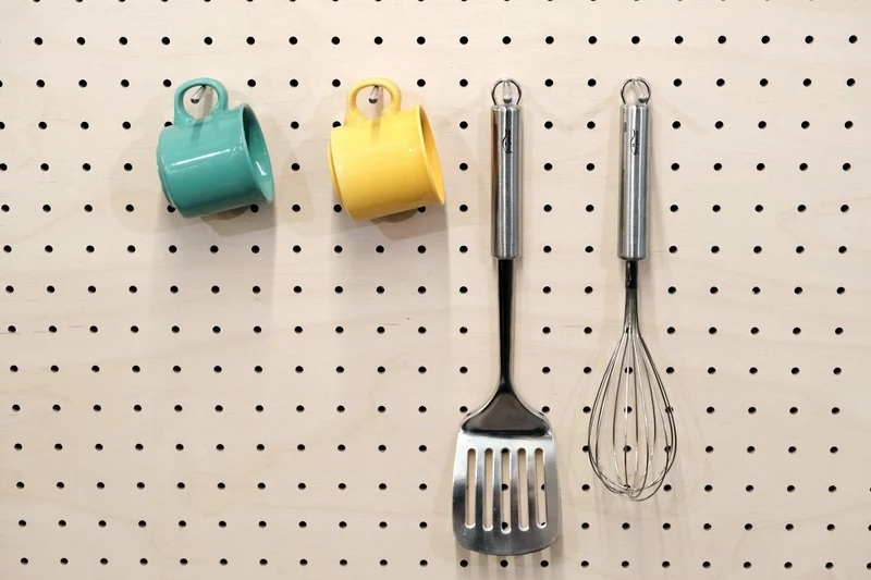 Goupilles inox pour pegboard – tiges de fixation panneau perforé (lot)