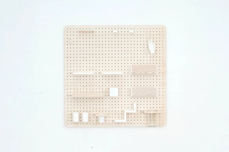 Kit animateur pegboard – panneau perforé mural + accessoires (kit tout-en-un)