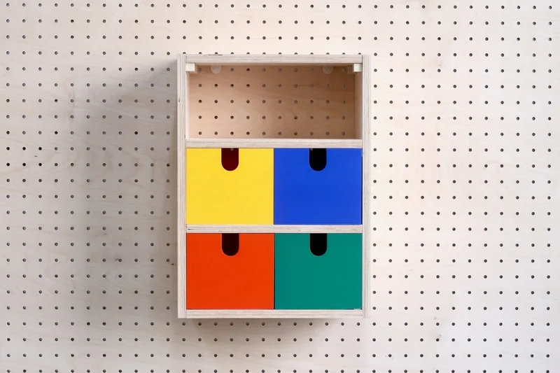 Casier 3 sections pour pegboard – organiseur de bureau et papier A4 mural
