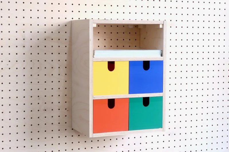Casier 3 sections pour pegboard – organiseur de bureau et papier A4 mural