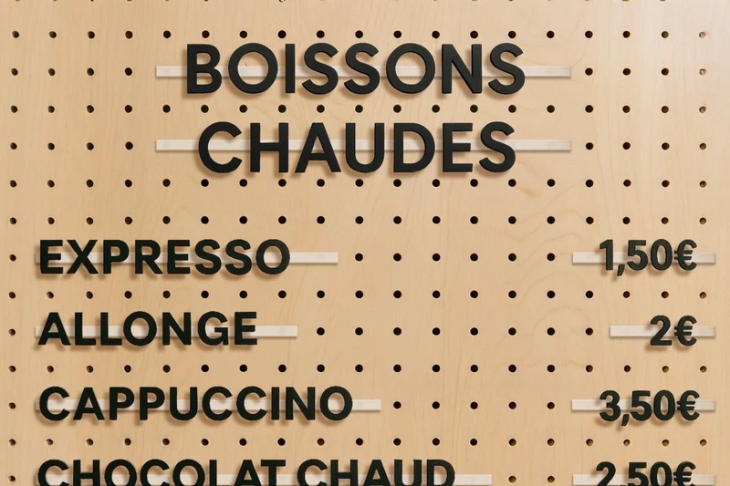Module Menu pour pegboard – kit signalétique murale restaurant