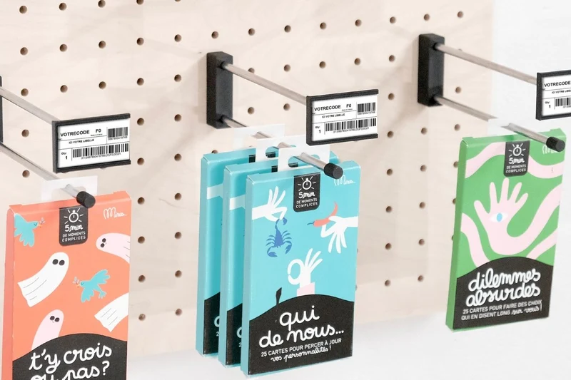 Module Produits pour pegboard – kit présentoir de produits mural