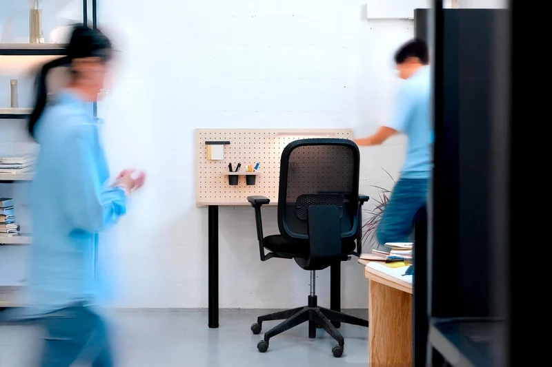 Module Focus pour pegboard – kit d'accessoires de bureau mural