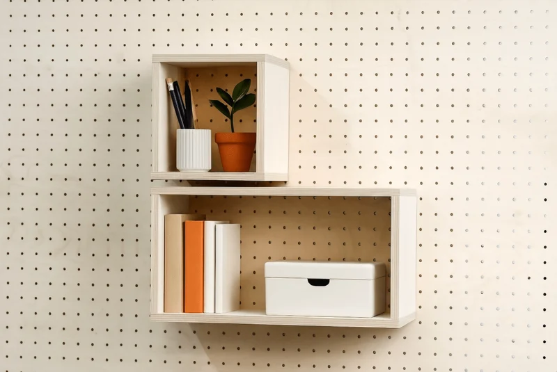 Casier de rangement en bois pour pegboard – bac mural panneau perforé