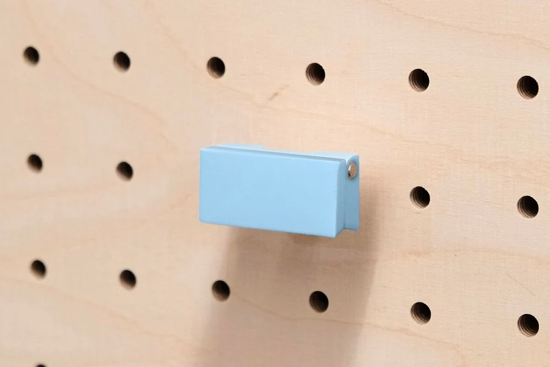 Pince photo magnétique pour pegboard – clip aimanté mural panneau perforé