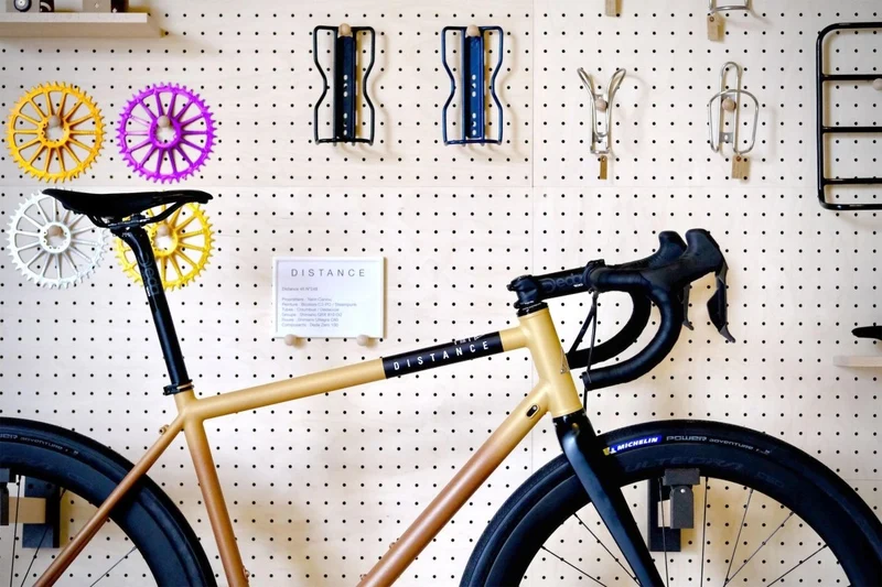 Support vélo mural pour pegboard – porte-vélo panneau perforé